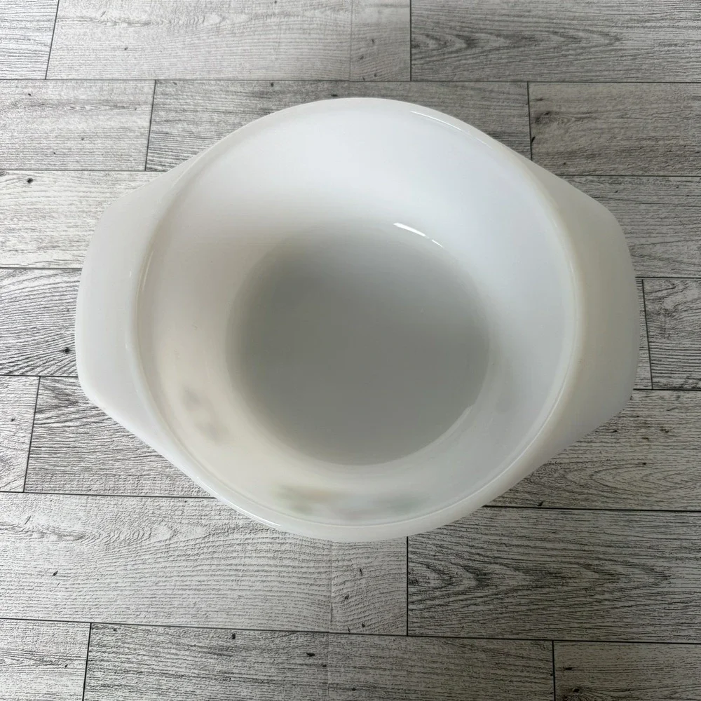 3-Piece White Milk Glass Handled Mixing Bowl Set, Farmhouse Village Multicolor